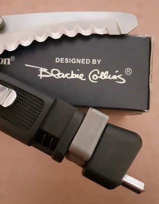 Herramienta rescate Smith Wesson Blackie Collins