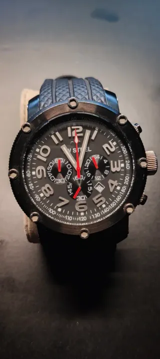 Estuche con 4 Relojes: Sector, Nautica, etc.