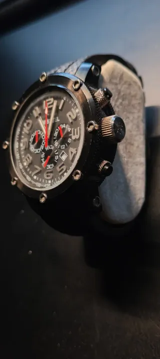 Estuche con 4 Relojes: Sector, Nautica, etc.