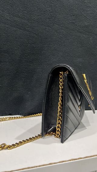 Pochette Saint Laurent Envelope Nera Oro