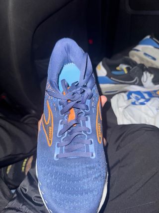 Zapatillas Brooks glycerin azules y naranjas