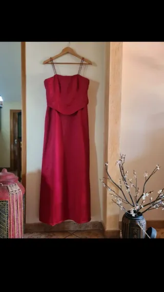 Vestido de fiesta rojo cereza tornasolado