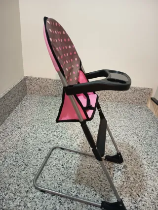 Trona para muñecas con estampado de lunares