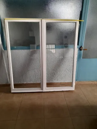 Ventanas de cristal blancas