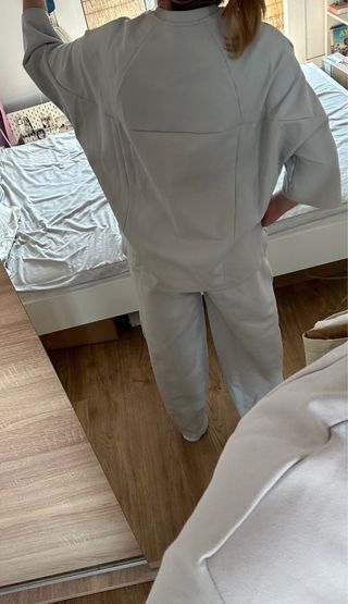 Conjunto Zara - Pantalones + camiseta cocooned