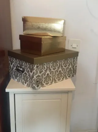 Cajas decorativas doradas Navidad