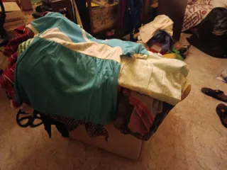 Lotto abbigliamento misto