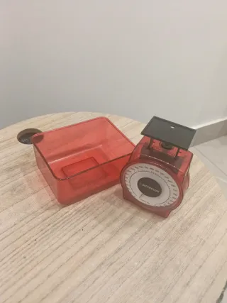 Bilancia da cucina rossa