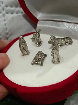 Mini Belén plateado en forma de Rosa