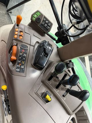 Tractor John Deere 5100 R