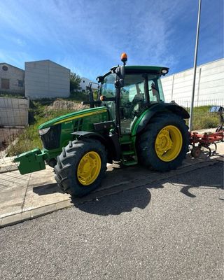 Tractor John Deere 5100 R