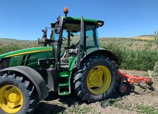 Tractor John Deere 5100 R