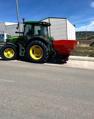 Tractor John Deere 5100 R
