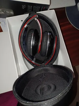 Auricolari Beats by Dr. Dre Rossi