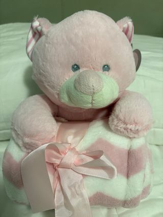 Coperta con peluche orsetto rosa