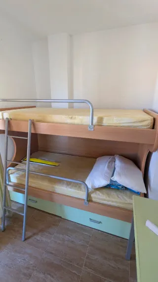 Litera madera y metal