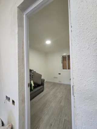Instalación de suelo de parquet