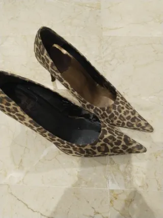 Zapatos de tacón Mustang leopardo