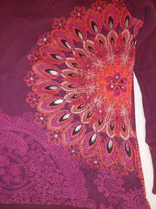 Jersey Desigual granate estampado Talla L