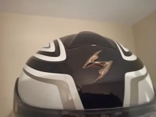 Casco de moto integral Scorpion