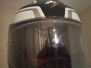 Casco de moto integral Scorpion