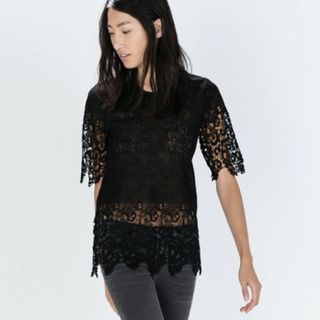 Top encaje Zara negro