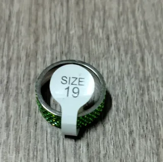 Anello Acciaio con Cristalli Verdi