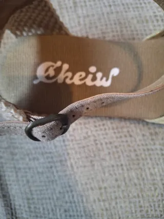 Menorquinas Cheiw Beige y Doradas TALLA 34