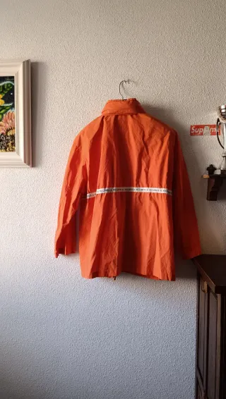 Cazadora naranja capucha extraíble TALLA L-M
