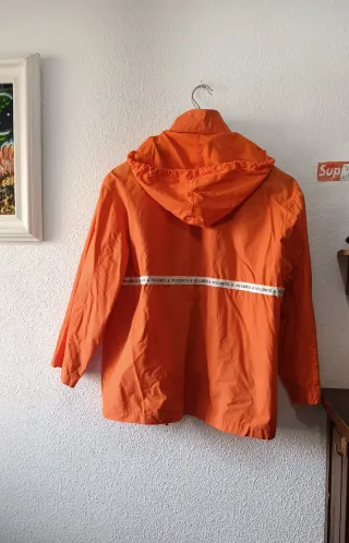 Cazadora naranja capucha extraíble TALLA L-M