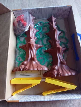 Juego de habilidad y puntería Monos Colgados