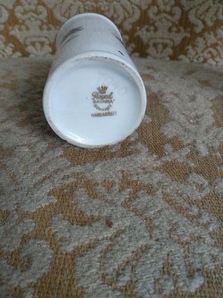 Frasco de esencias decorativo con flores