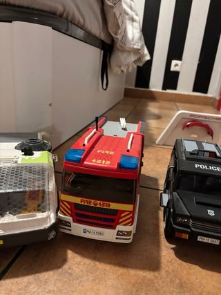 Lote Juguetes Playmobil: Avión, Coches, Policía