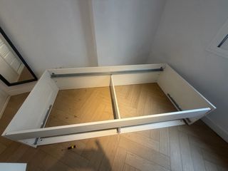 Cama individual con cajones de almacenaje