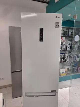 Nevera marca LG combi a+++ 2,cm Nofrost