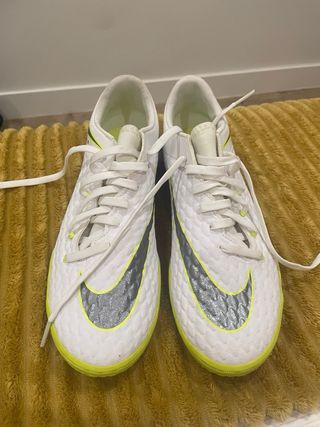 Scarpe da calcio Nike Hypervenom taglia 41