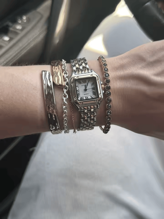 Reloj Cartier Elegante Oro y Plata