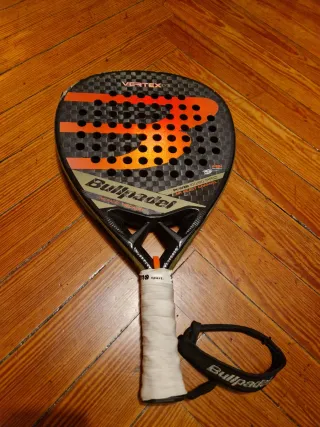 Pala Bullpadel Vertex 03 2023