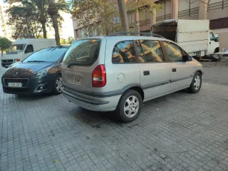 Opel Zafira 2002