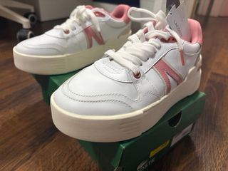 Zapatillas Lacoste Mujer Blancas y Rosa