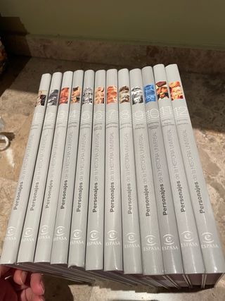 Personajes De La Historia Universal: Aachen-aus...