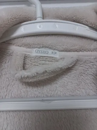 Bata Oysho beige talla M