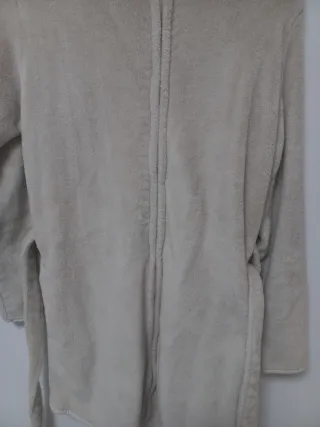 Bata Oysho beige talla M