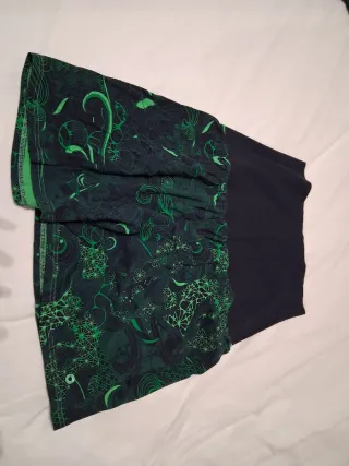 Falda Skunfunk verde y negra
