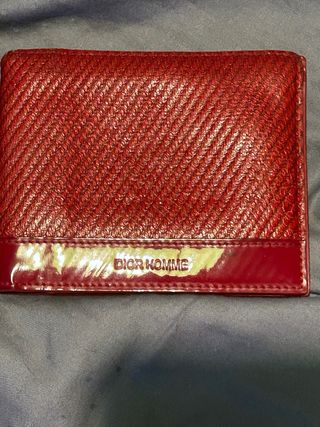 Cartera Dior Homme Roja