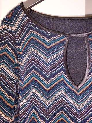 Camiseta mujer zig-zag brillante