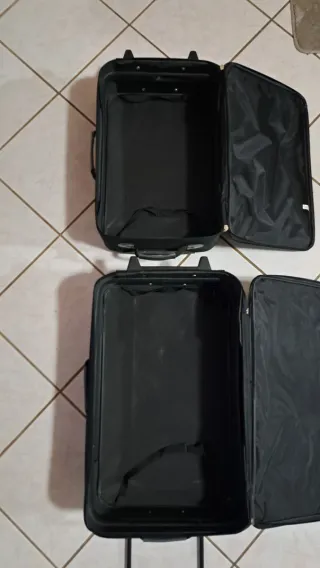 Set 3 valigie trolley nere