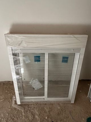 Ventana aluminio nueva 1.00x1.15m