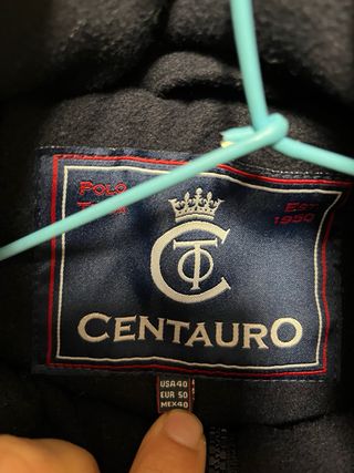 Abrigo largo azul con capucha