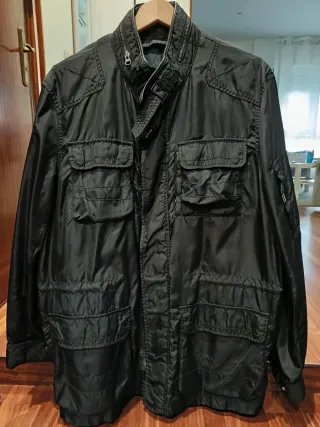 Parka Negra Massimo Dutti